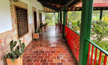 SE VENDE PARCELA EN MESA DE LOS SANTOS