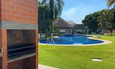 CASA EN VENTA EN RESIDENCIAL CON ALBERCA EN YAUTEPEC, MORELOS