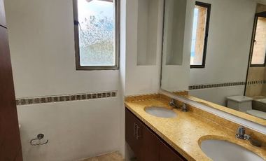 ¡Se Arrienda Hermosa Casa en ENCENILLOS DE SINDAMANOY! Si buscas el lugar perfecto para vivir en la Sabana de Bogotá, esta casa es para ti. Ubicada en