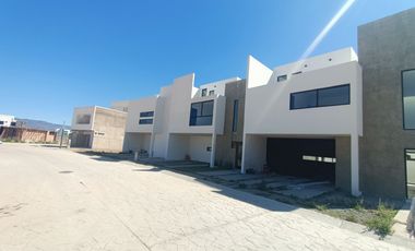 CASA EN VENTA PRIVADA MIGUEL ANGEL