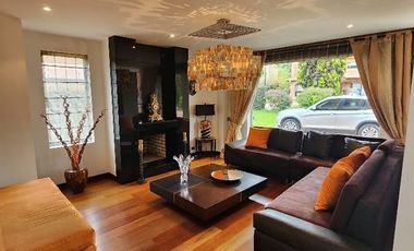 Se Vende Espectacular Casa de 3 Pisos en Aposentos de Briceño! ¿Sueñas con vivir en uno de los sectores más exclusivos y de mayor valorización de la S