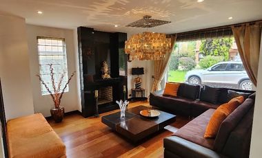 Se Vende Espectacular Casa de 3 Pisos en Aposentos de Briceño! ¿Sueñas con vivir en uno de los sectores más exclusivos y de mayor valorización de la S