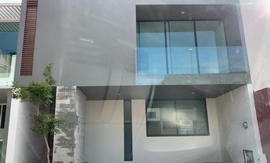 CASA EN RENTA EN ARGENTA RESIDENCIAL
