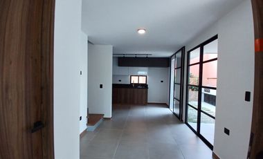 Casa en arriendo en Cerritos