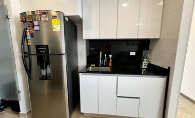 APTO FRESCO PISO 6 PISCINA INFINITA CERCANIA CALLE 60 CENTROS COMERCIALES MULTICENTRO Y AQUA