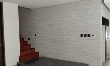 CASA EN VENTA EN PRIVADA EN CANCUN