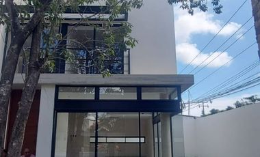 CASA EN VENTA EN PRIVADA EN CANCUN