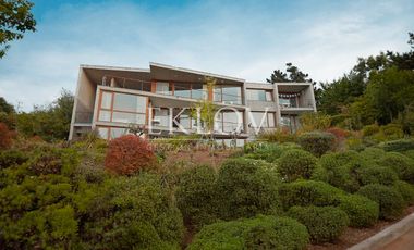 Obra maestra frente al mar en Punta Pite