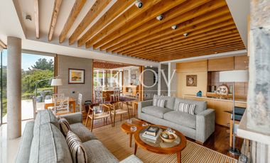 Obra maestra frente al mar en Punta Pite