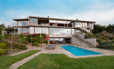 Obra maestra frente al mar en Punta Pite