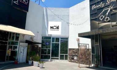 Local comercial en Renta en Plaza Sevilla sobre Blvd Morelos altura de Brisas de Lago