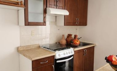 RENTO HERMOSA CASA FRACC LOS MANANTIALES $8,000.00 EQUIPADA CON CLOSETS, COCINA Y CALENTADOR SOLAR