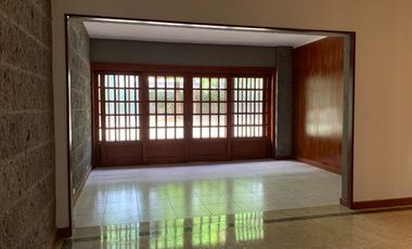 FOR LEASE - HOUSE IN EXCLUSIVE MAKATI VILLAGE