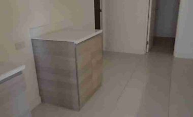 3 bedroom unit with stunning Manila Bay Sunset view - Oak Harbor Residences