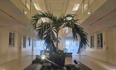 3 bedroom unit with stunning Manila Bay Sunset view - Oak Harbor Residences