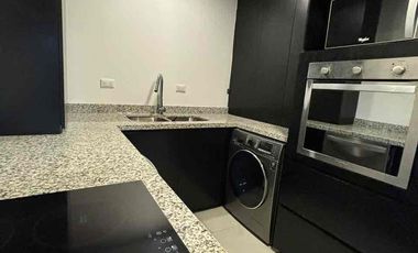 Departamento amueblado de dos niveles a 10 mins del Tec de Monterrey