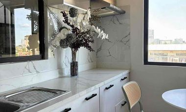 For Sale Beautiful 2 Bedroom unit with balcony in One Oasis, Cebu