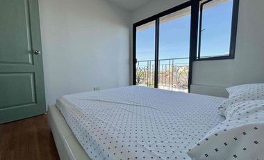 For Sale Beautiful 2 Bedroom unit with balcony in One Oasis, Cebu