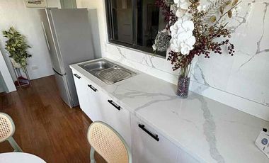 For Sale Beautiful 2 Bedroom unit with balcony in One Oasis, Cebu