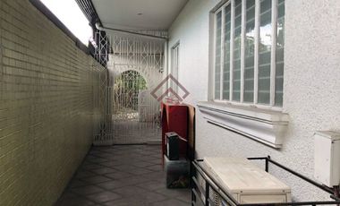 FOR RENT Renovated Bungalow with Guest House in White Plains, Quezon City