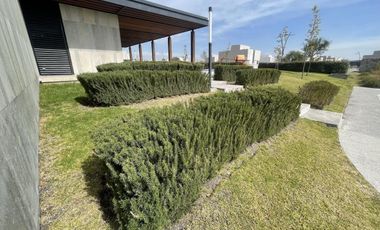 Terreno de 322 m2 en Lomas del Campanario Norte