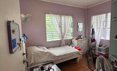 6 Bedroom House for Sale with large lawn in Buena Hills Guadalupe Cebu