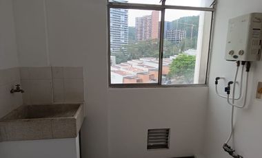 Apartamento en arriendo Las Plamas Poblado