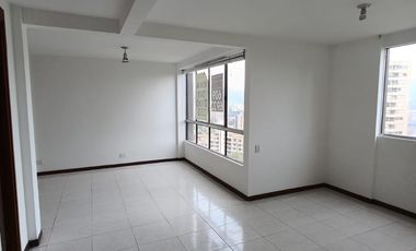 Apartamento en arriendo Las Plamas Poblado