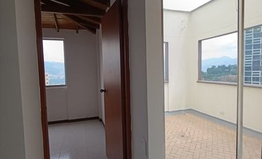 Apartamento en arriendo Las Plamas Poblado