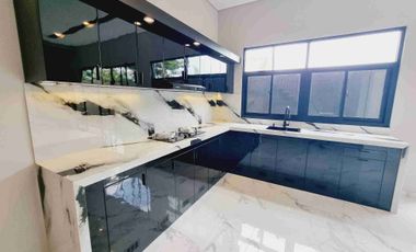 Rumah Mewah 2 Lt Hook ada Pool Finishing Kota Solo