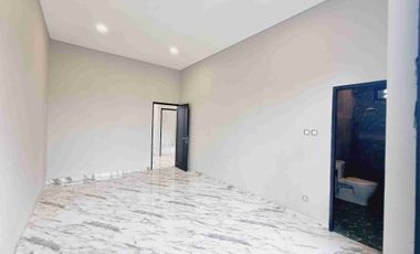 Rumah Mewah 2 Lt Hook ada Pool Finishing Kota Solo