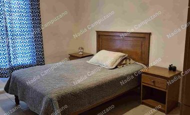 Casa con muebles en el fraccionamiento Zirandaro