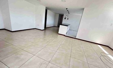 Renta departamento sector Plaza Argentina en  Quito