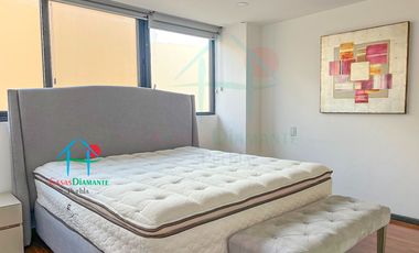 Departamento con terraza, 2 recámaras. Amueblado