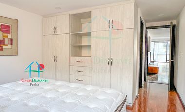 Departamento con terraza, 2 recámaras. Amueblado