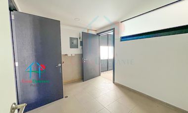 Departamento con terraza, 2 recámaras. Amueblado