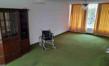 CASA EN INTERIOR QUINTA