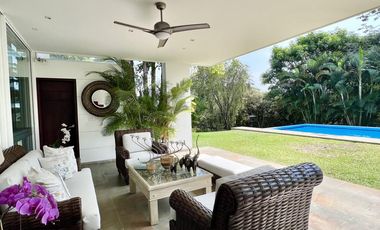 🏡 ¡Descubre esta espectacular casa en Altos de Ciudad Jardín, Cali!