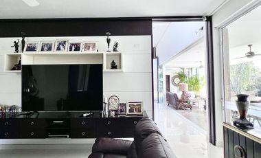 🏡 ¡Descubre esta espectacular casa en Altos de Ciudad Jardín, Cali!
