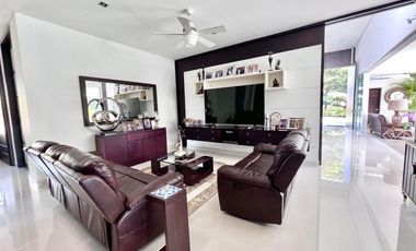 🏡 ¡Descubre esta espectacular casa en Altos de Ciudad Jardín, Cali!