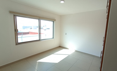 Casa en Venta en Querétaro  Zen House  El Marqués 4 Recámaras, Alberca y Seguridad ¿Buscas una casa amplia, segura y en excelente ubicación en Qu