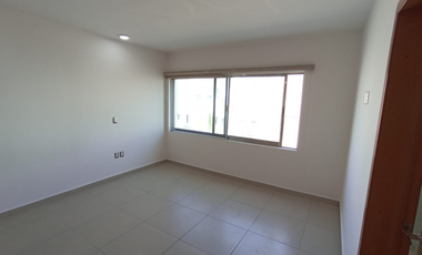 Casa en Venta en Querétaro  Zen House  El Marqués 4 Recámaras, Alberca y Seguridad ¿Buscas una casa amplia, segura y en excelente ubicación en Qu