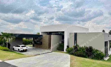 Vendo Exclusiva Casa en Malabar . cerritos