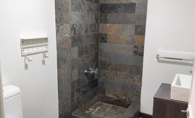 Oficina, 6 privaos 2 baños, Santa Lucía, Lastarria