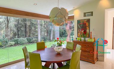 Residencia de Lujo con Bosque Privado, Jardín y Domótica