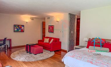 Residencia de Lujo con Bosque Privado, Jardín y Domótica