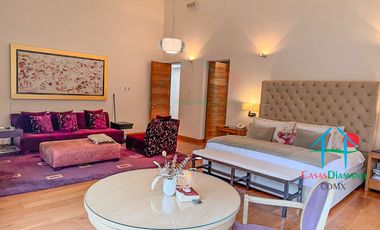 Residencia de Lujo con Bosque Privado, Jardín y Domótica