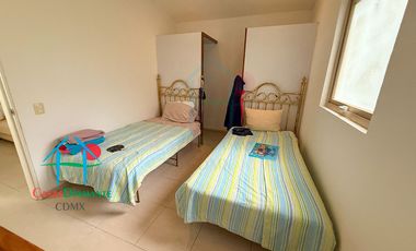 Residencia de Lujo con Bosque Privado, Jardín y Domótica