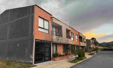 Casa Unifamiliar en Urbanización abierta La Ceja