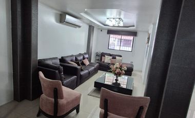 Casa Amoblada en Alquiler en Alamos Norte,  Seguridad, 3 Habitaciones, 3 Baños, Jacuzzi, Garaje, Norte de Guayaquil.